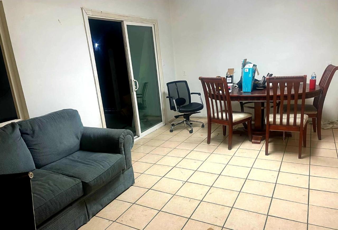Humble Abode At El Monte Hostel Buitenkant foto